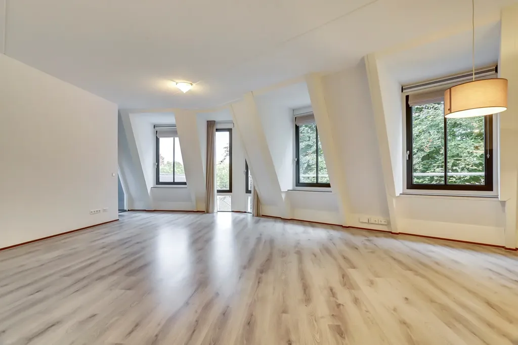 Séjour - Portiekflat with Loggia in Diessen Centre