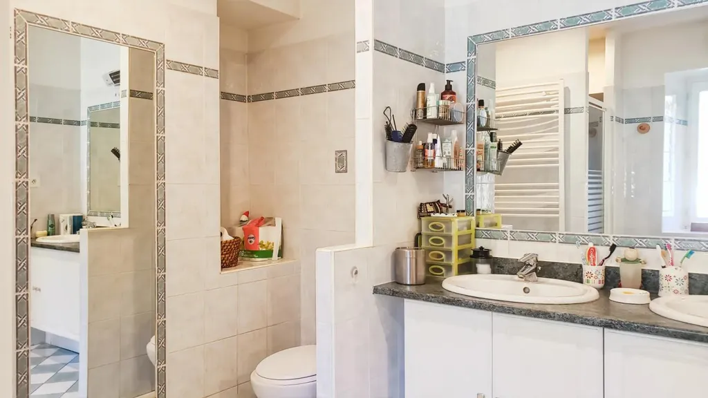 Vannitoad - Renovated Passive House with Pool in Montregard