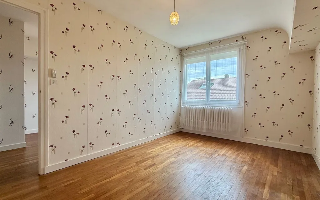 Rooms - Individual House with Garden in Dijon South