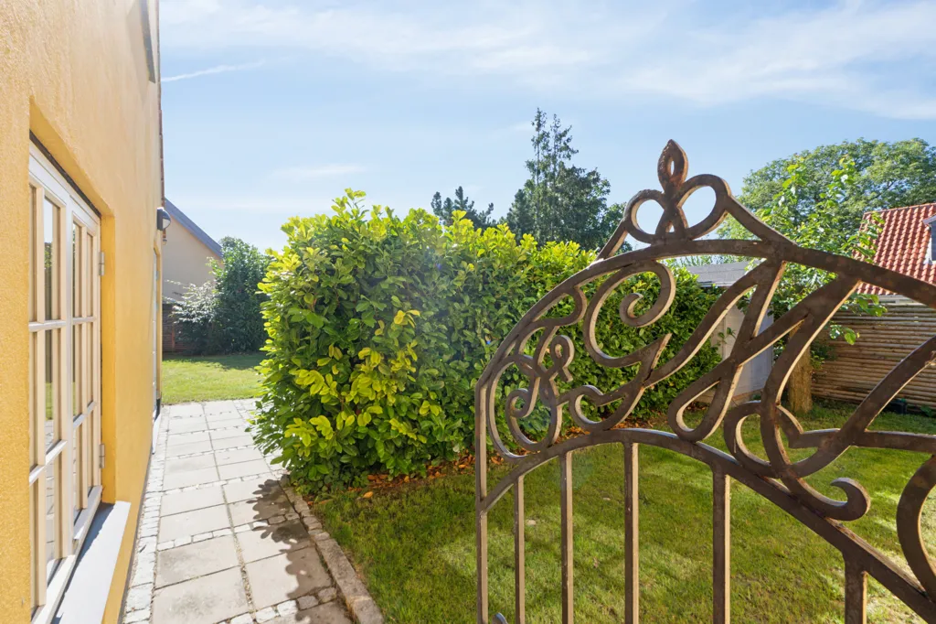 Aed - Renovated Villa with Garden in Tårnby