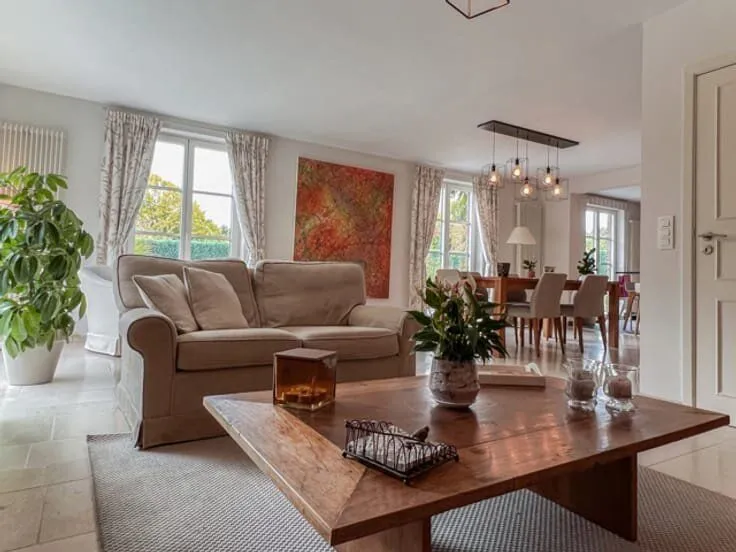 4-bedroom house in BE