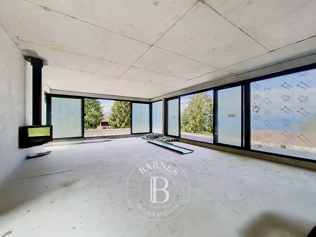 Elutuba - Contemporary Villa with Lake View in Publier