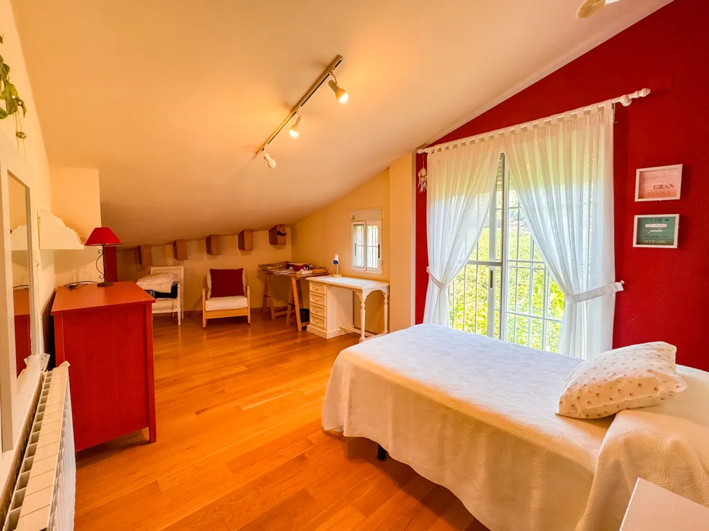 Magamistoad - Rustic Chalet with Olive Grove in Segorbe