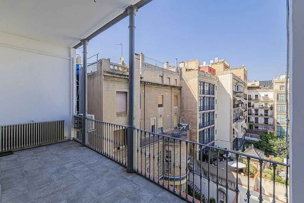 Balcone - Luxury Flat with Terrace in Eixample, Barcelona