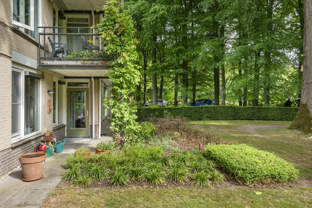 Jardin - Portiekflat with Garden in Oosterbeek