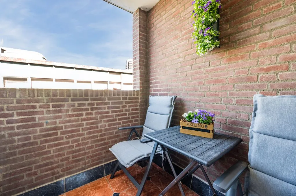 Balcone - Maisonette with Garden Access in Vlaardingen