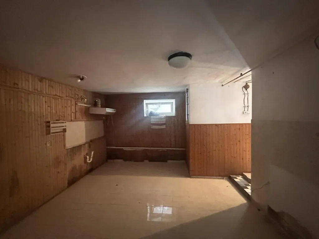 Bagni - Multi-Generational House with Garden near Balaton, Gyenesdiás