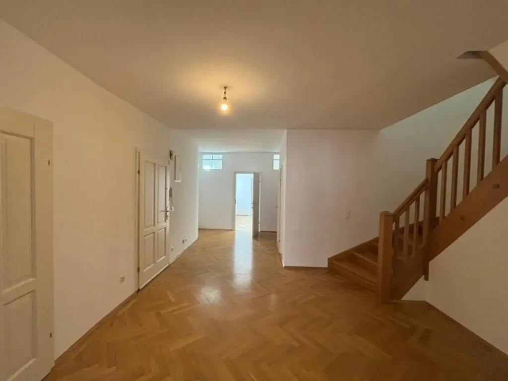 Pièces - Maisonette with Dachterrasse in Wiener Neustadt
