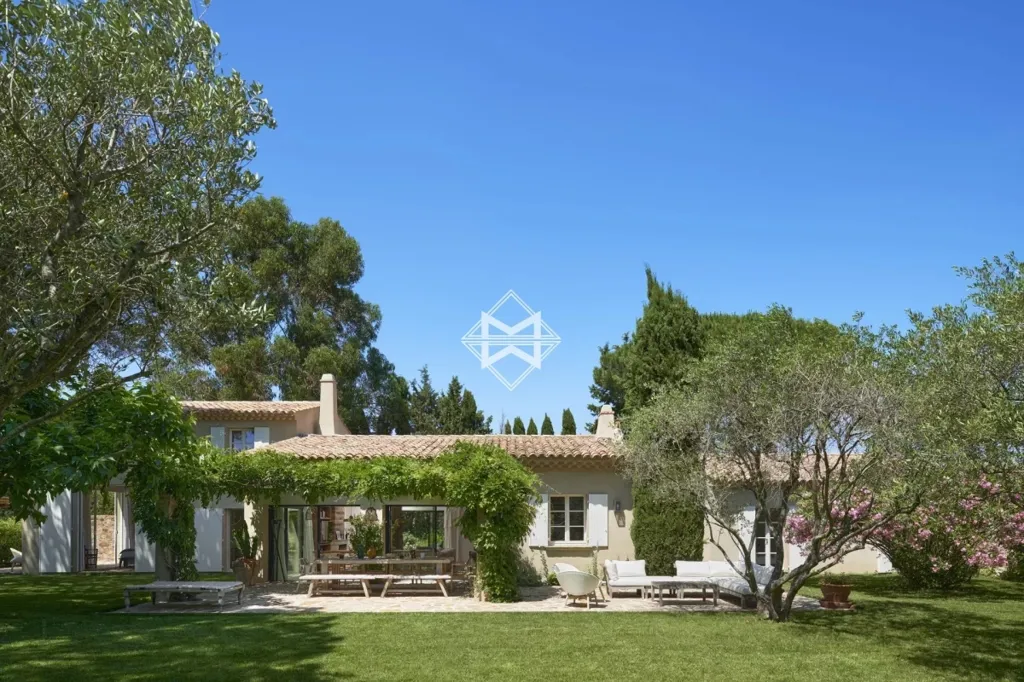 Extérieur - Villa avec Piscine près de la Plage