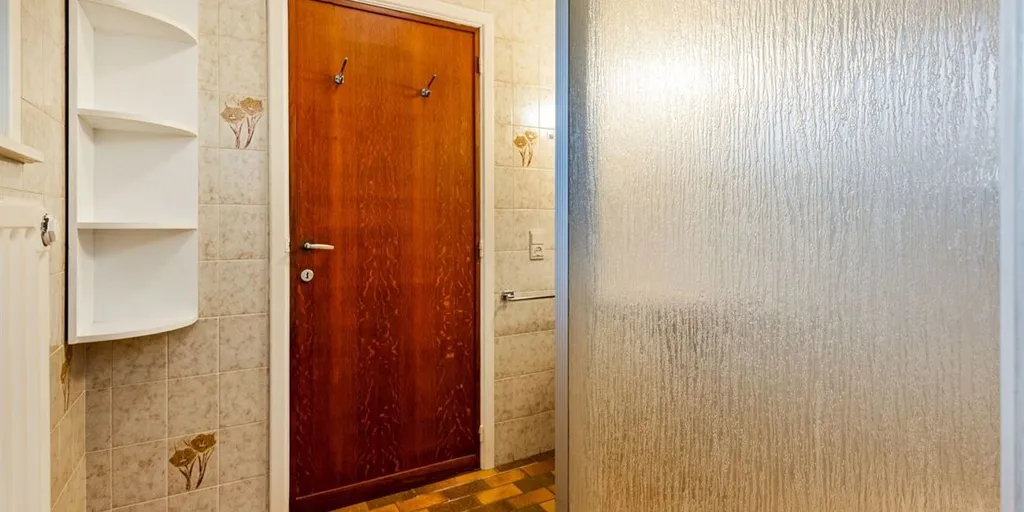 Salles de bain - Maison à Renover avec Jardin à Olmen