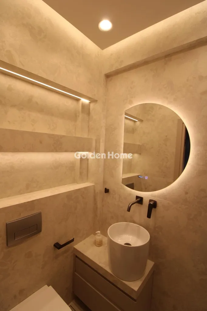 Vannitoad - Modern Villa with Solar Panels in Thessaloniki