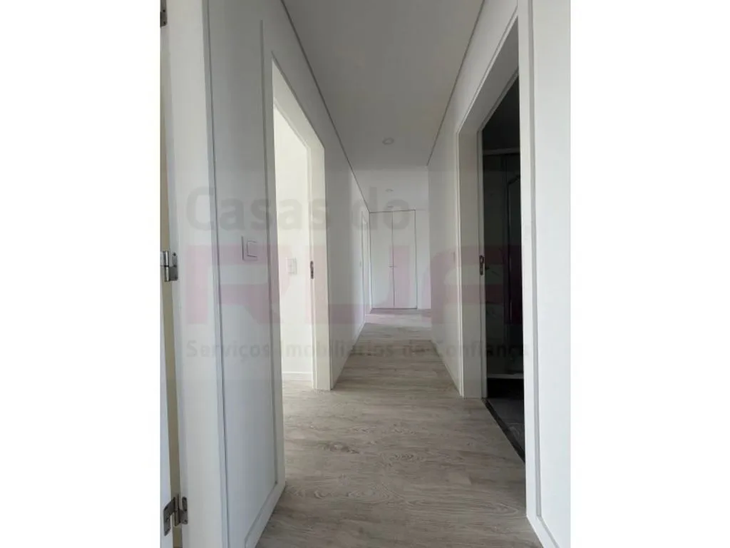 Entrée - Luxury Apartment with Garage in Seixal
