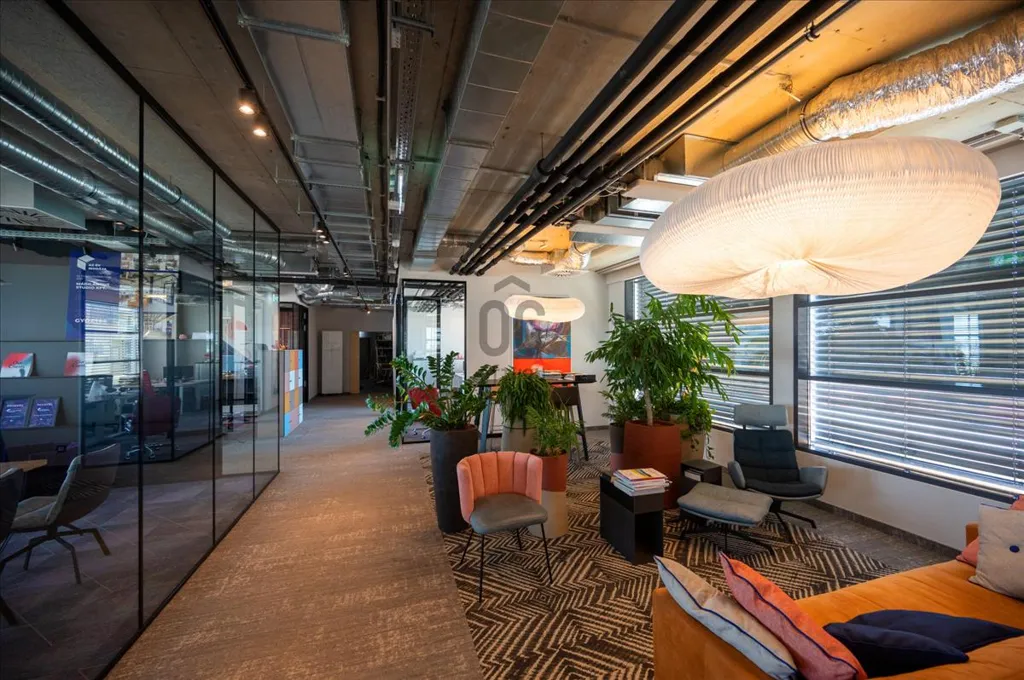 Studio - Office Space with Green Area in Budapest II District