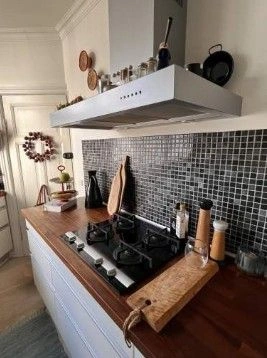 Cuisine - Furnished 2-Bedroom Flat with Large Windows in Østerbro