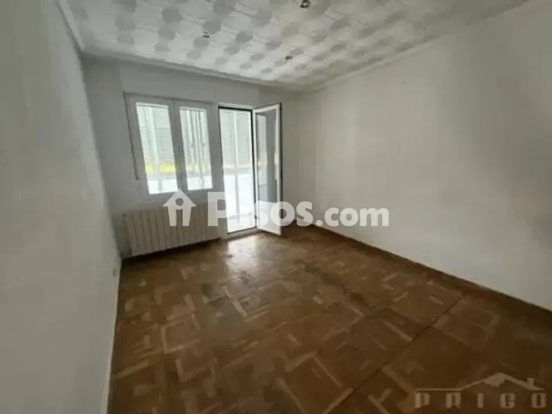 Pièces - Apartment with Park Views in Gamonal-Capiscol