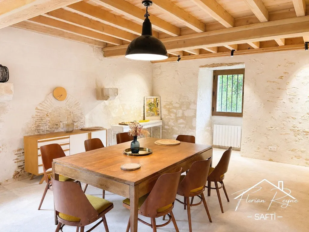 Salle à manger - Moulin du XIIᵉ Siècle Restauré au Cœur du Médoc