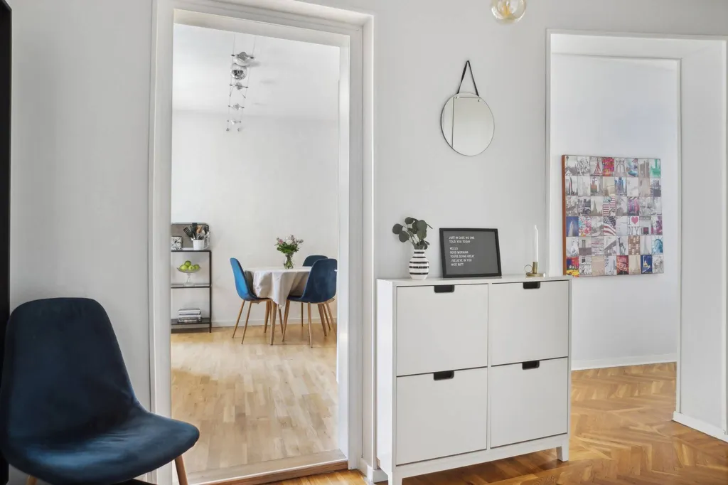 Séjour - Apartment with Open Fireplace and Large Balcony in Central Location