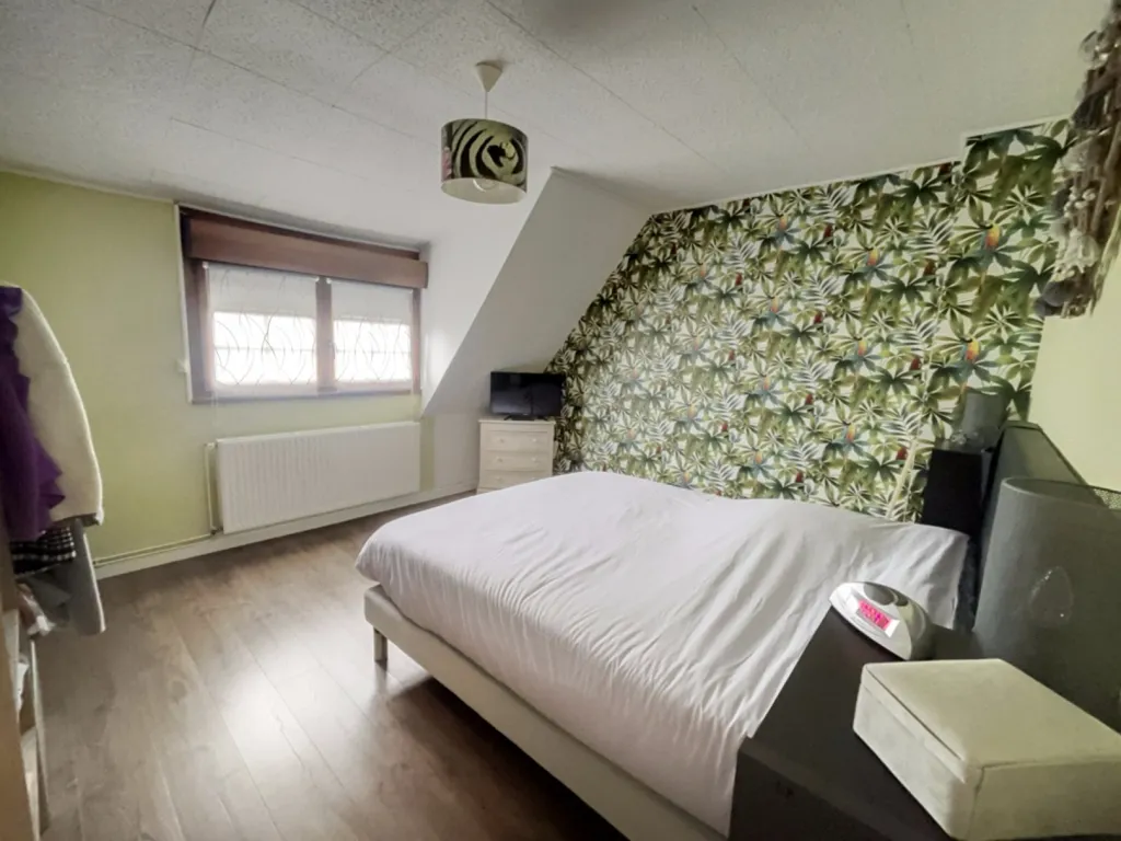 Magamistoad - Semi-Detached House with Garden in Longuenesse