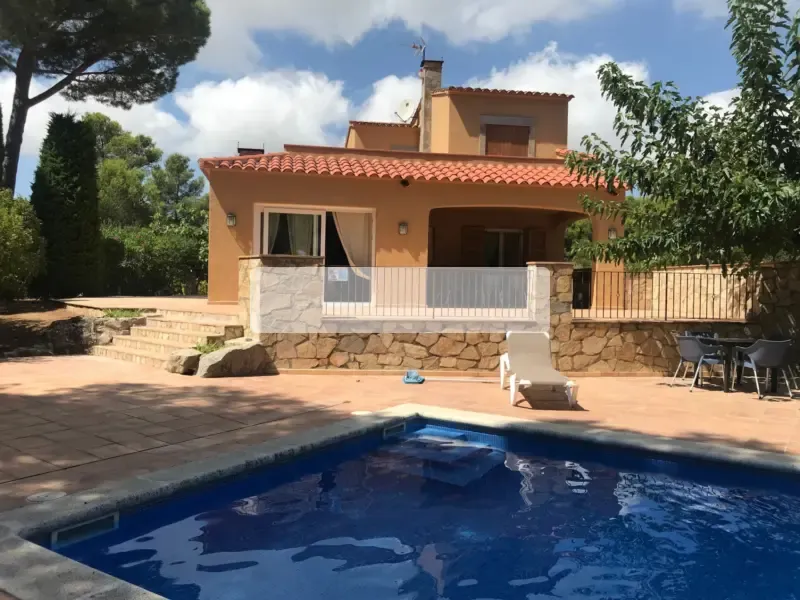 Piscine - Luxury Villa with Ocean View in Tamariu