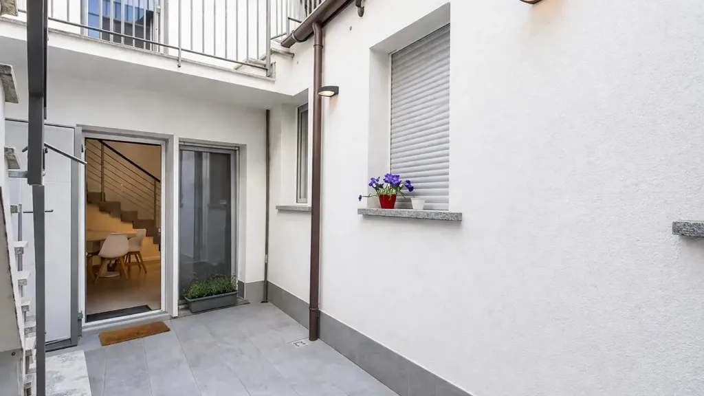 Jardin - Rented Duplex with Balcony in Pavia