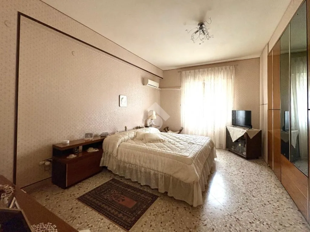 Magamistoad - 3-Room Apartment with Balcony in Palermo