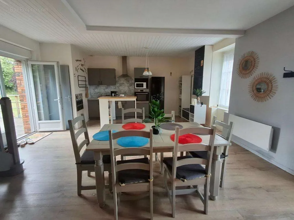 Salle à manger - Maison de Bourg avec Jardin à Noyal-sur-Brutz