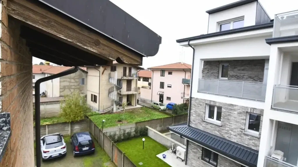 Balcone - Appartamento arredato con terrazzo a Binzago, Cesano Maderno