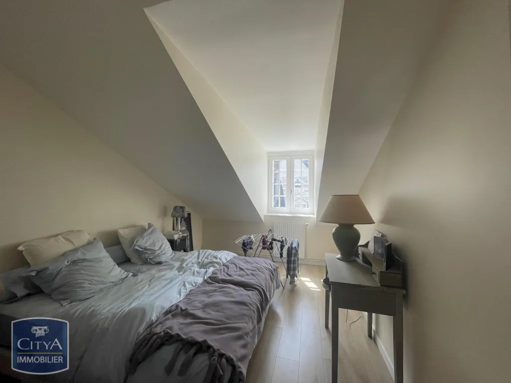 Magamistoad - Charming 5-Piece Appartement in Blois Centre