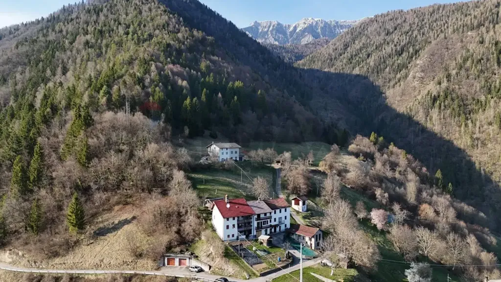 Vue aérienne - Semi-detached House with Garden in Lamon