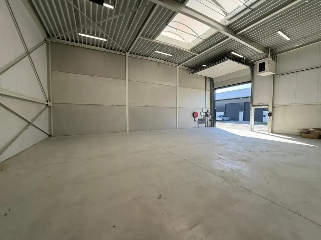 Garage - KMO-unit Nieuve à Genk, Nieuwpoortlaan