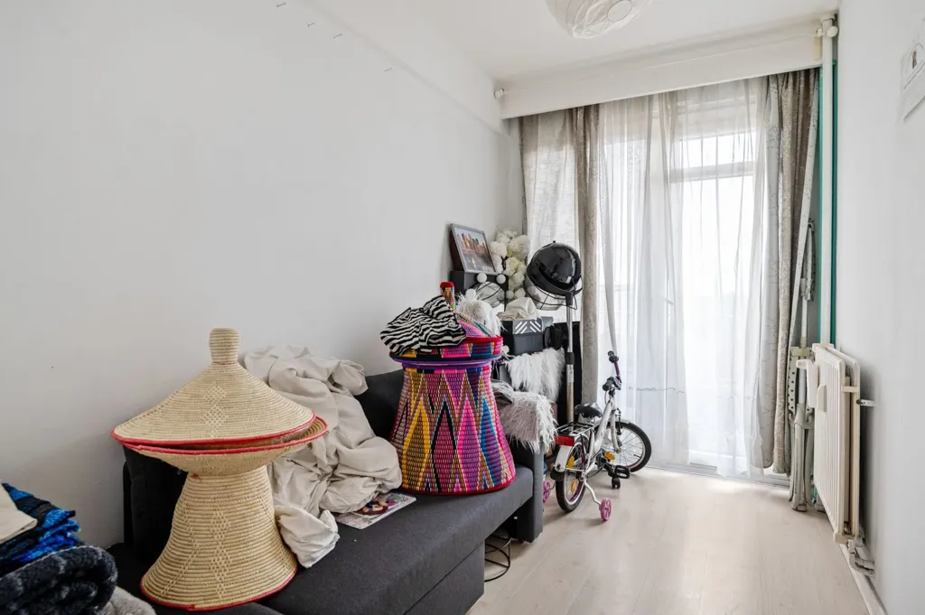 Magamistoad - Spacious Apartment with Terrace in Berchem