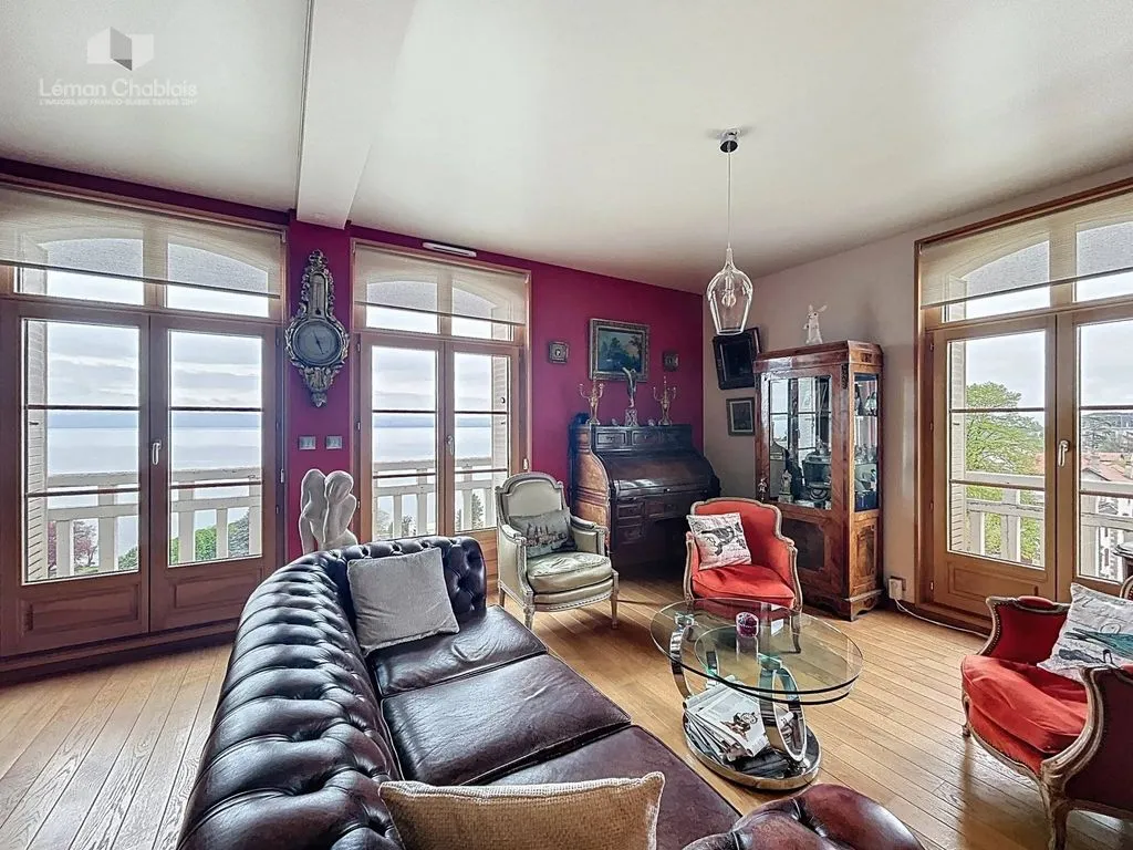 Elutuba - Belle Époque Apartment with Lake View in Thonon-les-Bains