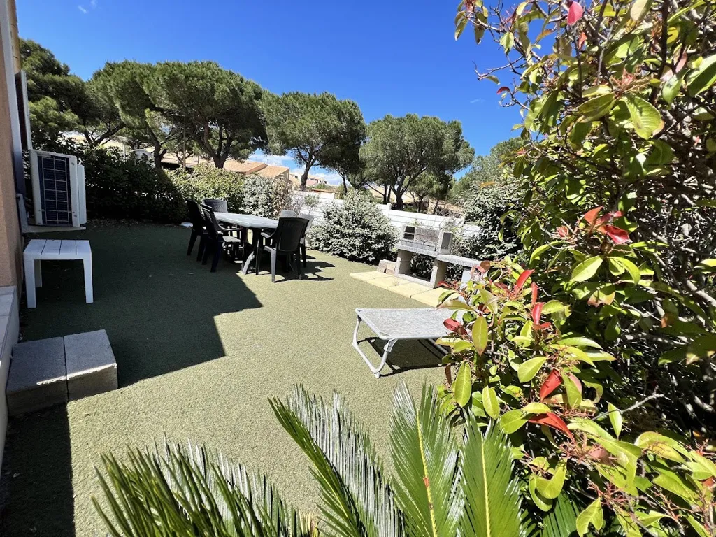 Jardin - Pavillon T2 avec Terrasse et Vue Mer près de la Garrigue