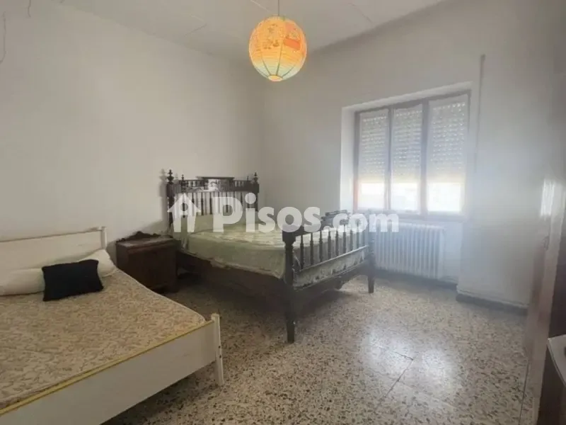 Magamistoad - Two-Storey House with Patio in Campo de Criptana