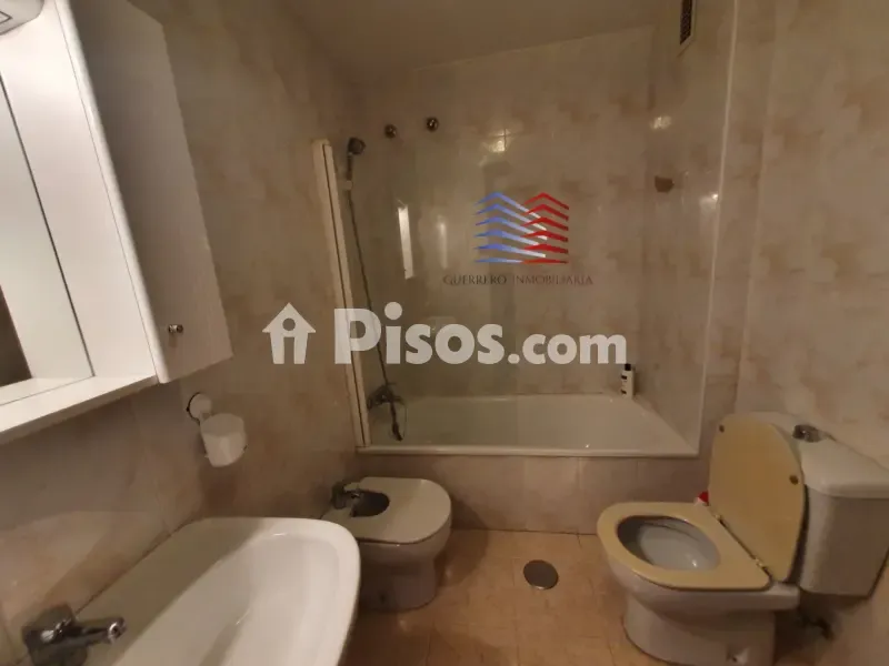 Bagni - Amueblado Flat with Balcony in Vinteún