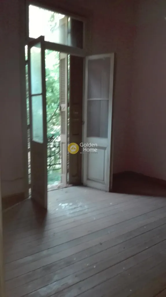 Pièces - Attica Penthouse with Balcony in Athens