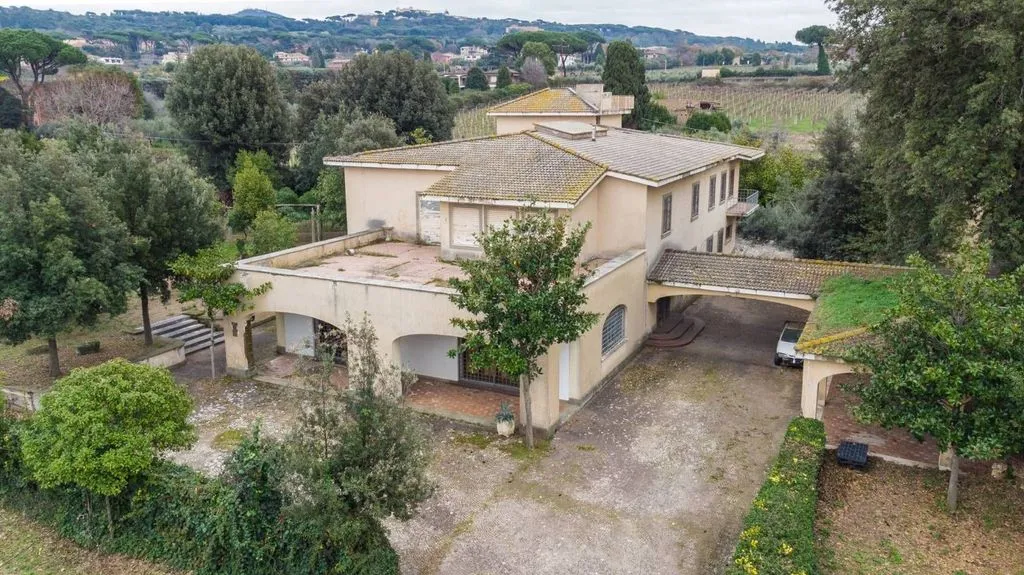 Õhuvaade - Colonial Villa with Pool in Marino, Rome