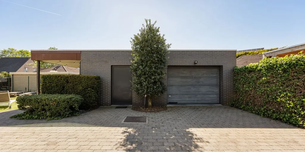 Extérieur - Maison avec jardin et terrasse couverte à Beerse