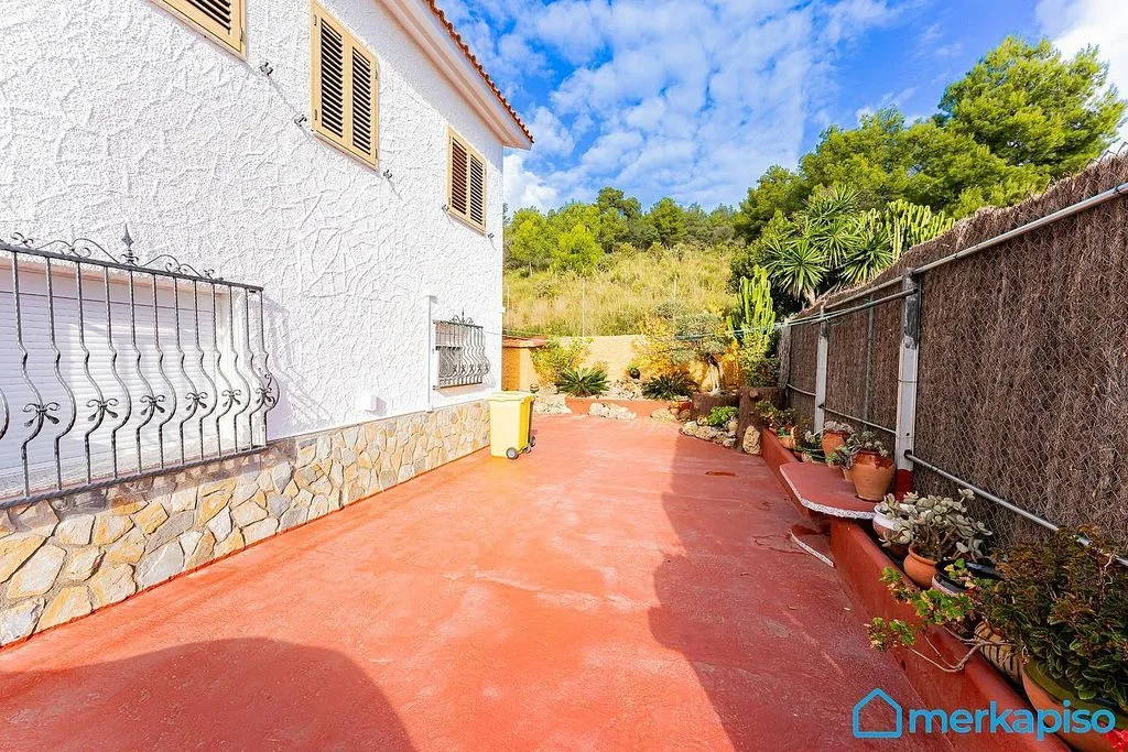 Jardin - Luxury House with Sea View in Gavà
