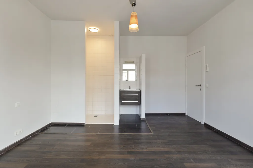 Stanze - Commercial Property with Student Studios in Sint-Andries