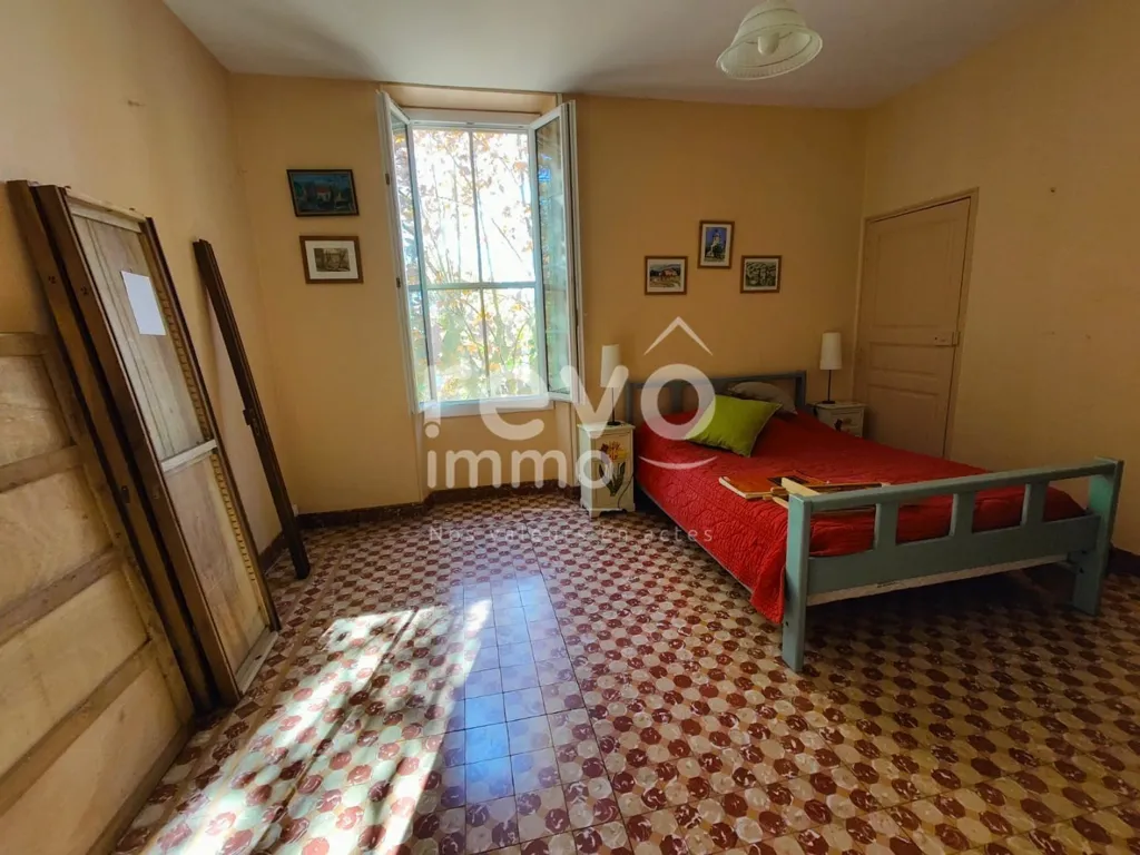 Bedrooms - Charming Stone House with Potential in Beaumes-de-Venise