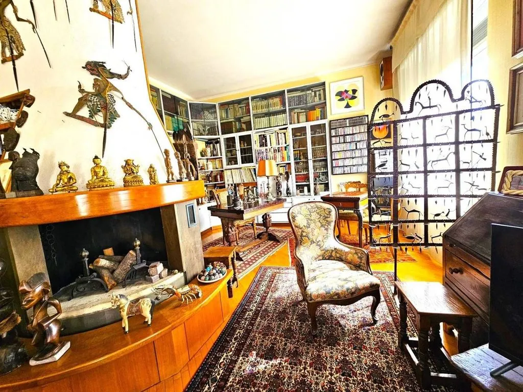 Soggiorno - Penthouse with Panoramic Views in Bologna