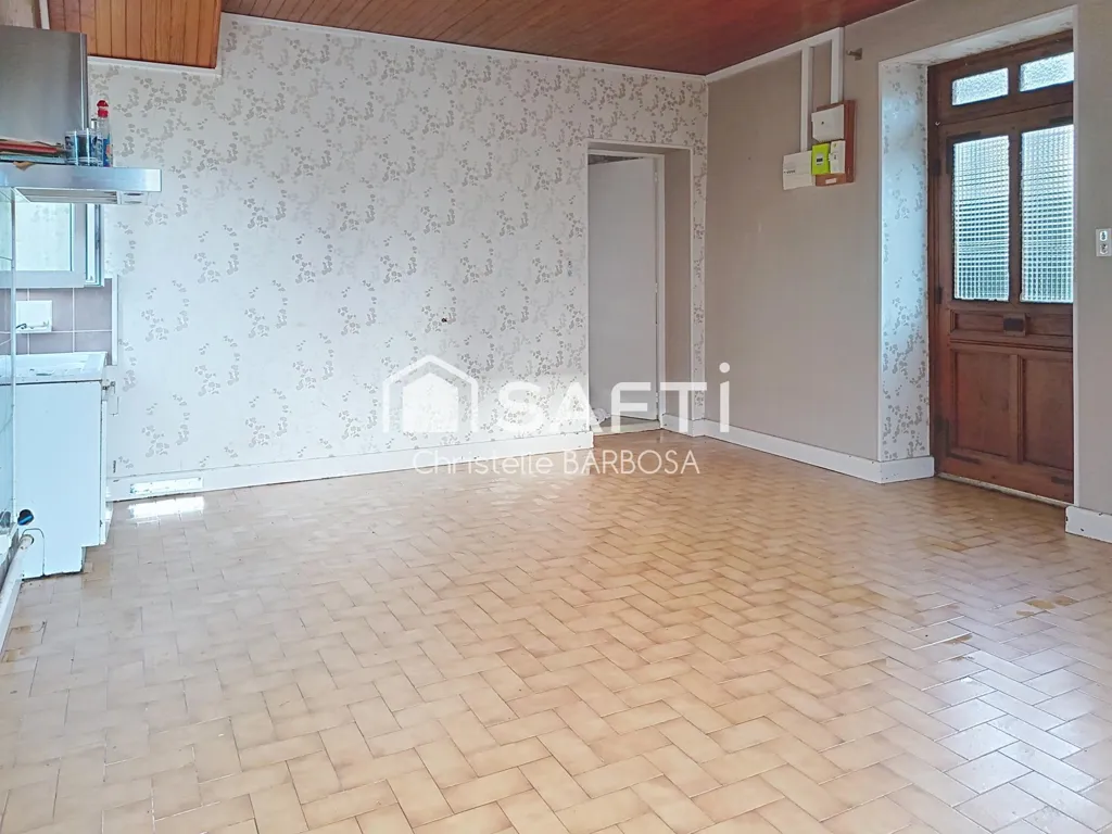 Köök - Renovatable House with Garden in Dolomieu