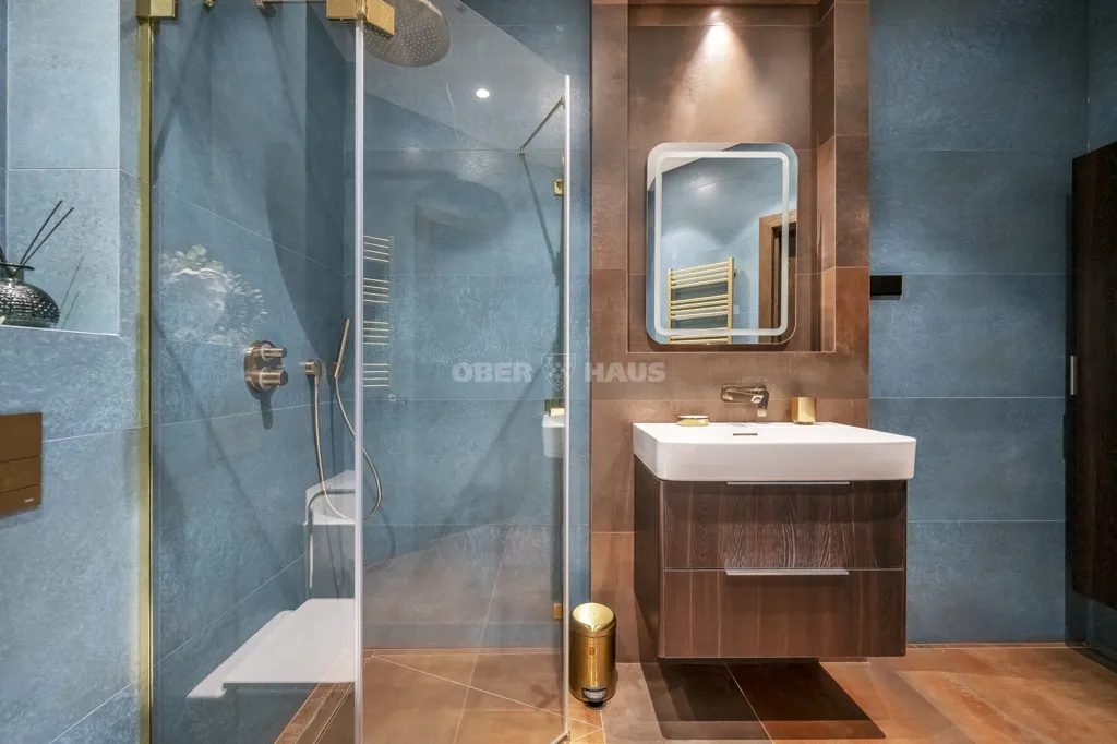 Salles de bain - 3-Bedroom Apartment with Park View in Vilnius