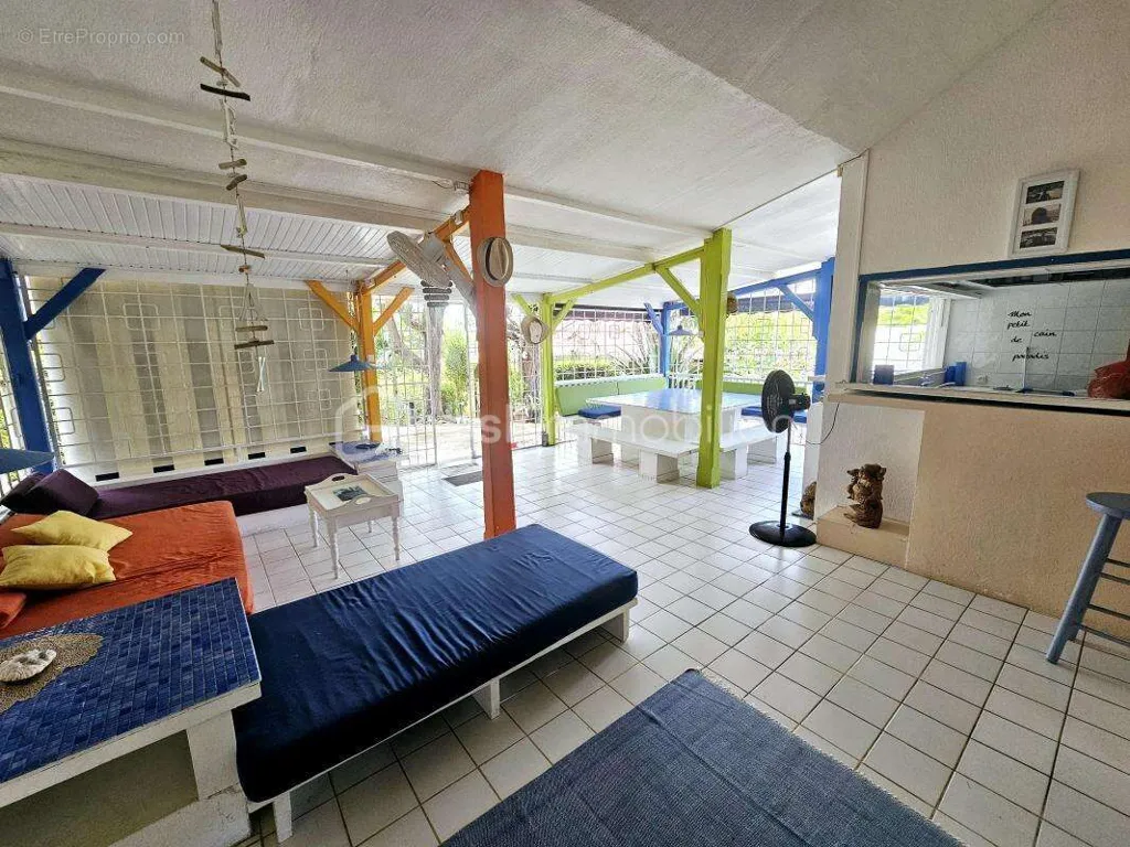 Séjour - Ensemble de Deux Maisons avec Piscine à Saint-François