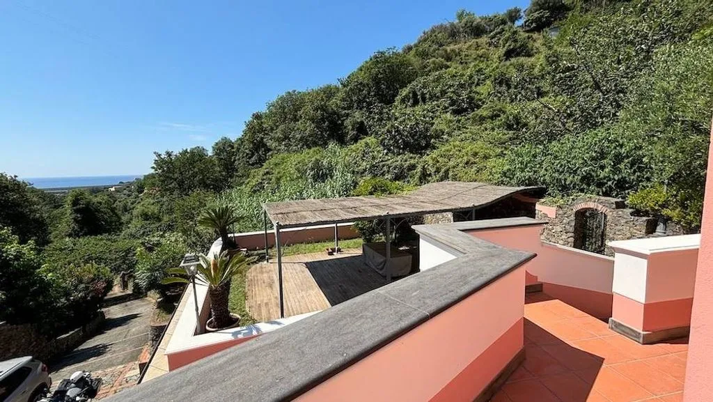 Terrass - Luxury Villa with Sea View in Celle Ligure