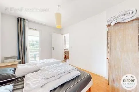 Chambres - Appartement Meublé avec Balcon à Lagord