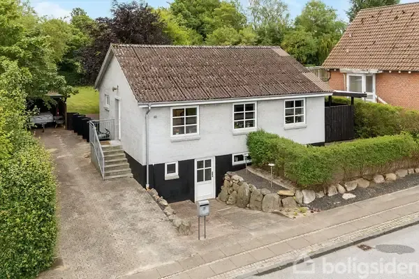 Vue aérienne - Modernised Villa with Garden in Bording