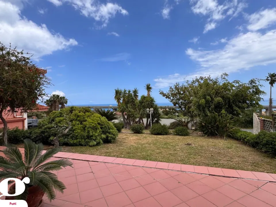Terrasse - Architectural Villa in Contrada Mustazzo, Patti