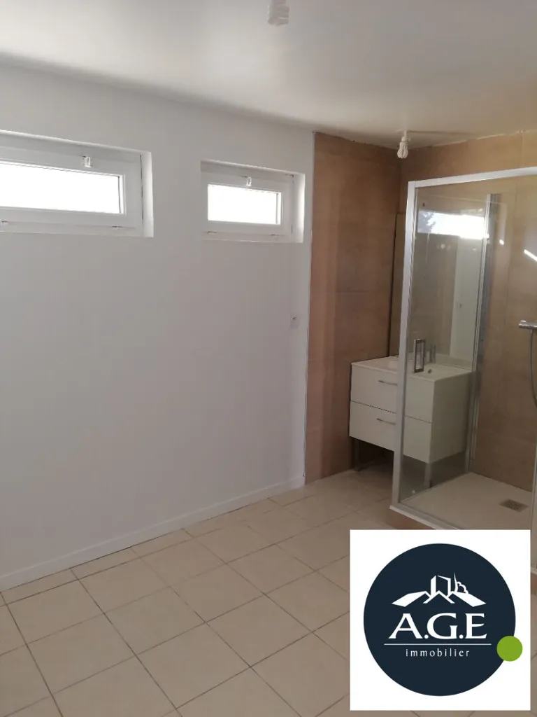 Vannitoad - Renovated Flat in Quiet Residence, Hanches